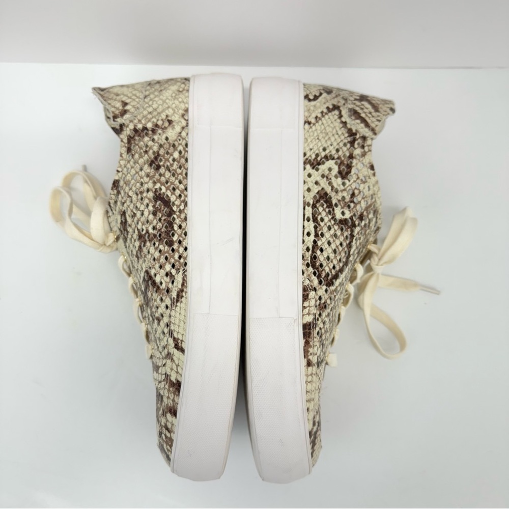 Vince Camuto size 10 Women’s Karshey Snake Print Lace Up Platform Sneakers - Picture 6 of 8